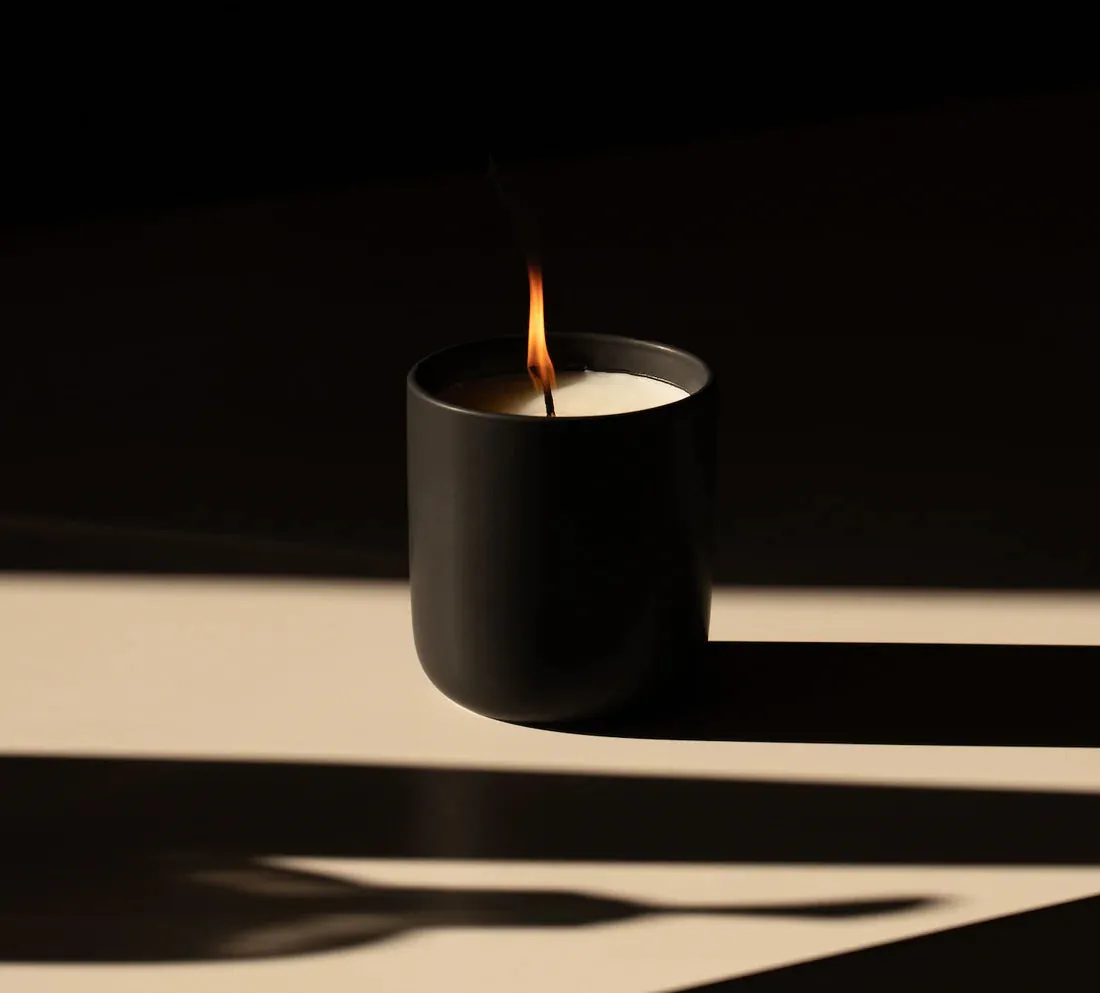 HWG :: CANDLE - Pinewood Scent (10 oz)